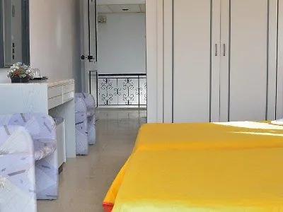 Отель Modul 3*