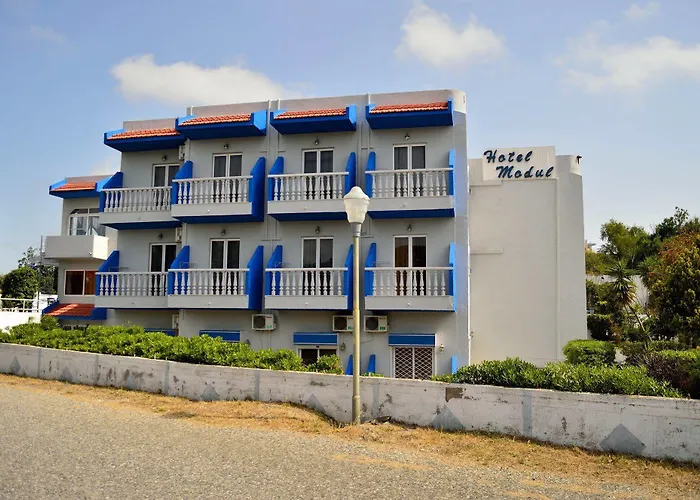 Modul 3* 法里拉基